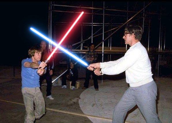 lightsabers_datameistertut_tostep11_satchanges.jpg
